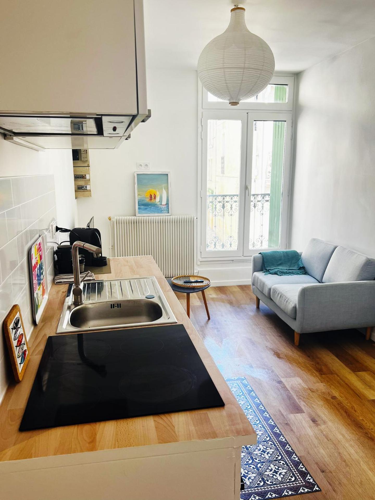 Apartment Bel Fonctionnel Et Lumineux En Centre Ville, Clinique Et Tram A 5 Mn, Situation Ideale ! *